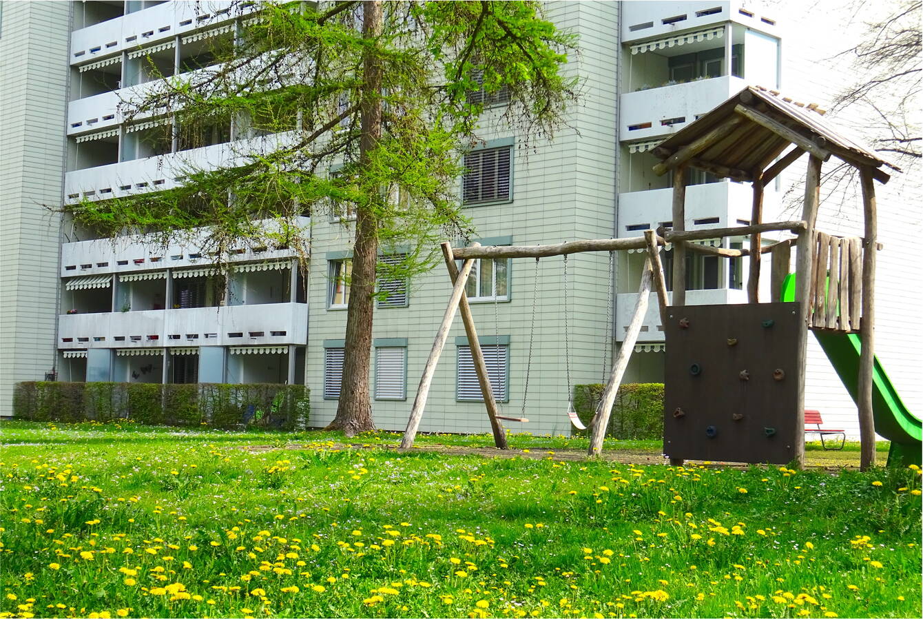 ebgw_endliker_spielplatz_1.jpg ebgw_endliker_spielplatz_1.jpg